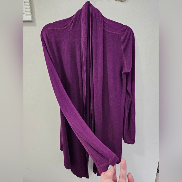 🇨🇦Miik sz.S bamboo open purple sweater. Canadian made. - Picture 4 of 7
